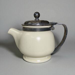 RARE VTG HALL China Teapot The Shamrock Hotel Houston 1936 International Silver